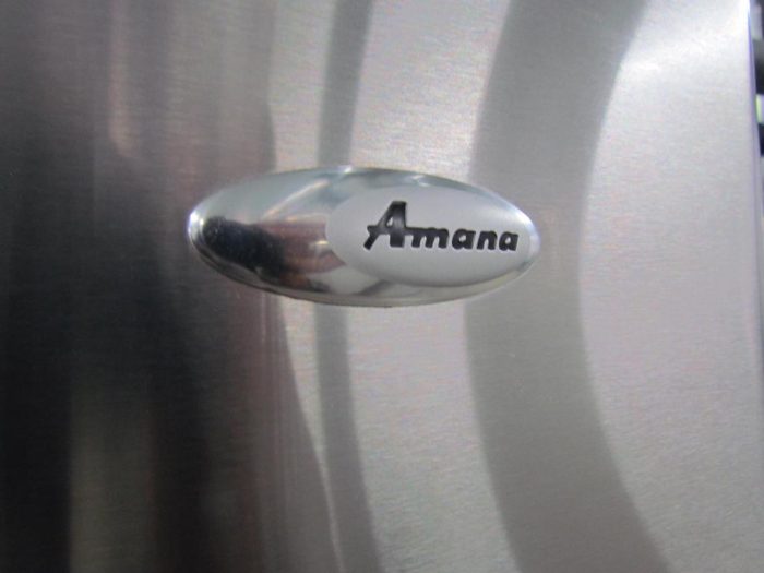 Amana bottom freezer - Image 6