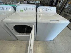 Washer and dryer - Image 2