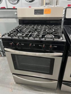 Gas stove