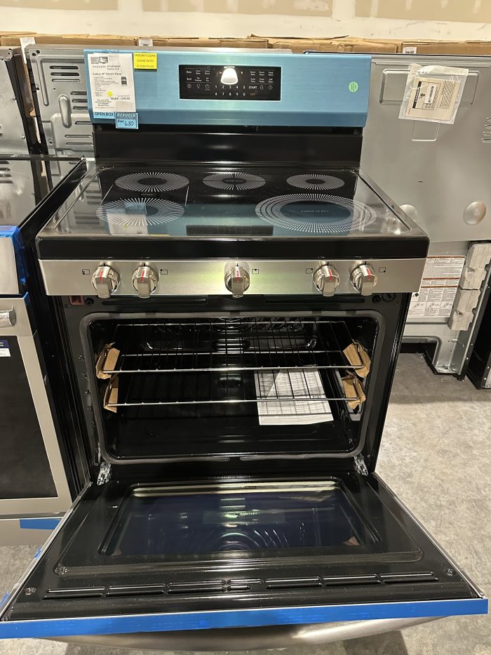Frigidaire 30" Electric Range (Model GCRE3060BF) - Image 2
