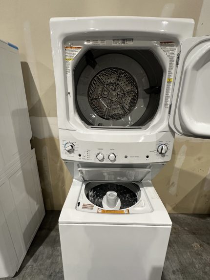 GE Unitized Spacemaker Wash Tower (Model GUD27ESSMWW)